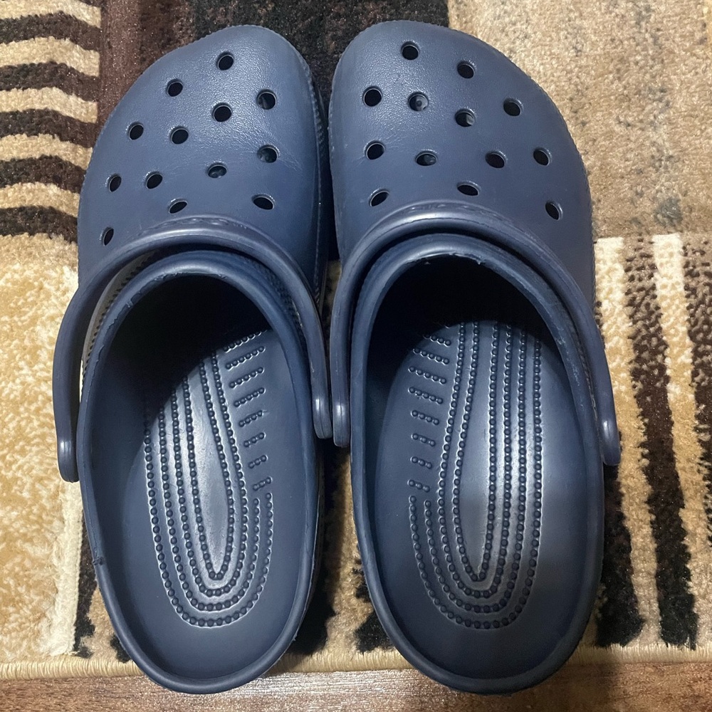 Crocs - Picture 5 of 6